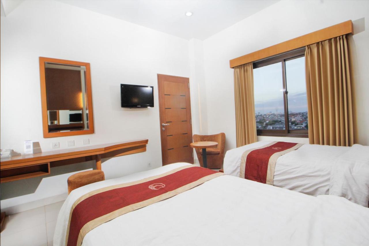 Hotel Bisanta Bidakara Surabaya Bagian luar foto