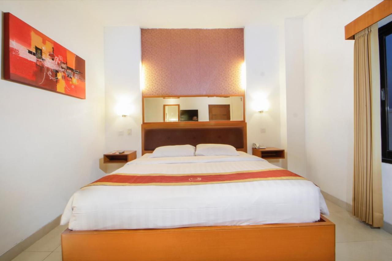 Hotel Bisanta Bidakara Surabaya Bagian luar foto